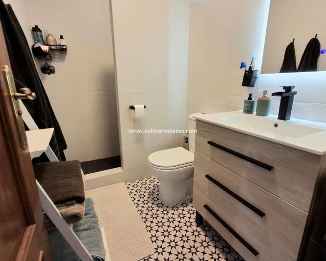 Image No.29-4 Bed Villa for sale