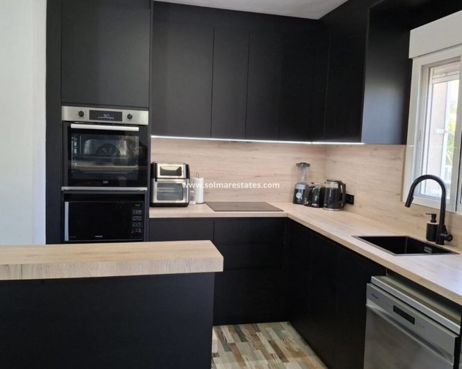 Image No.3-4 Bed Villa for sale