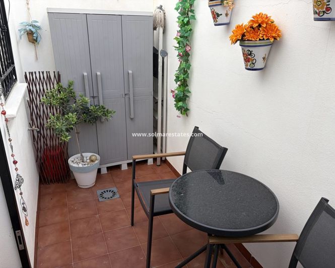 Image No.14-2 Bed Townhouse for sale