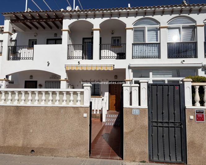 Image No.26-2 Bed Townhouse for sale