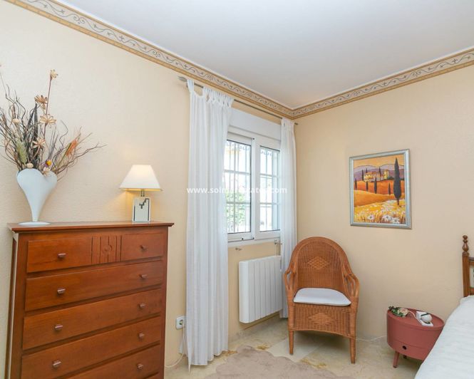 Image No.25-2 Bed Apartment for sale
