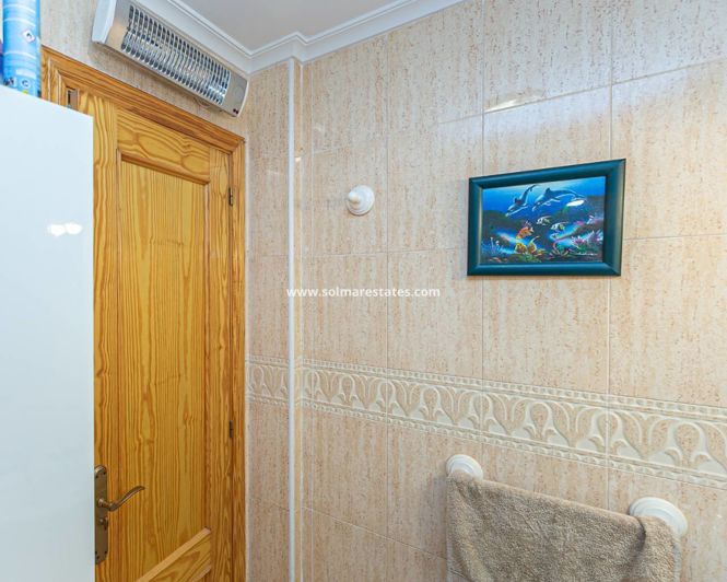 Image No.24-3 Bed Apartment for sale