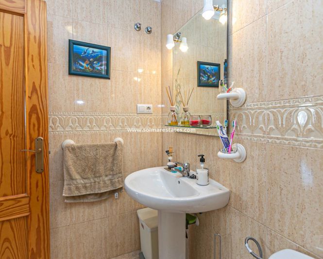 Image No.26-3 Bed Apartment for sale