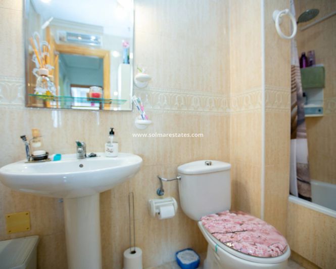 Image No.27-3 Bed Apartment for sale