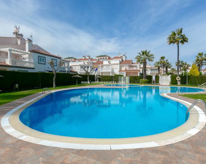 Image No.4-3 Bed Apartment for sale