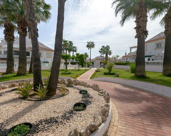 Image No.49-3 Bed Apartment for sale