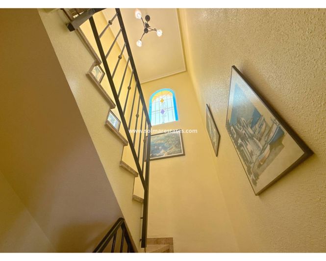 Image No.10-3 Bed Villa for sale