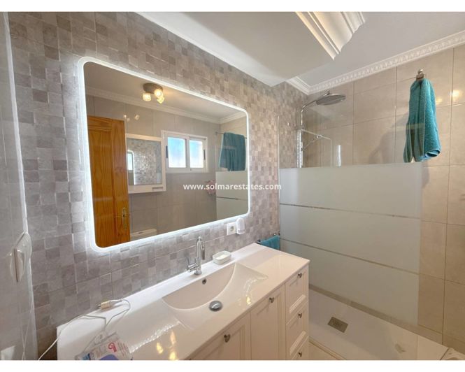 Image No.28-3 Bed Villa for sale