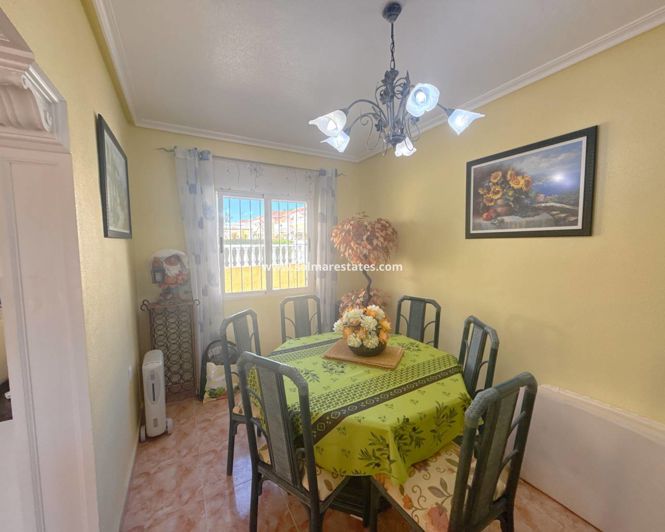 Image No.35-3 Bed Villa for sale