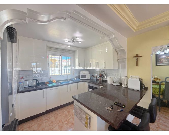 Image No.36-3 Bed Villa for sale