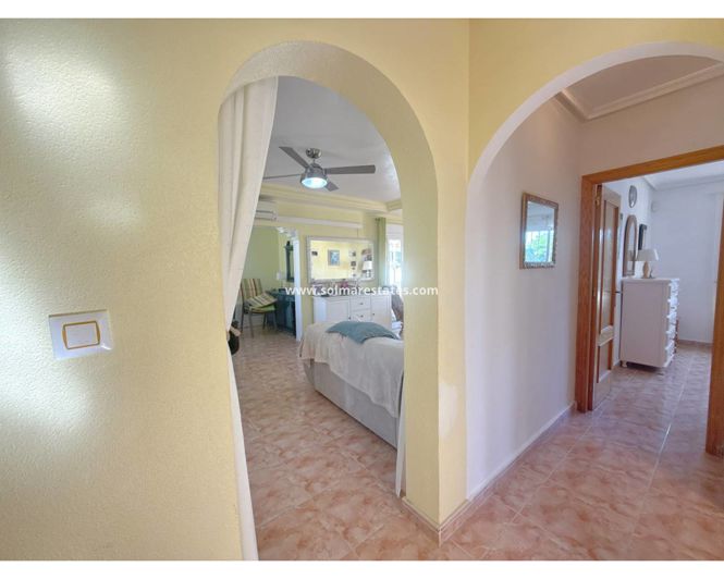 Image No.9-3 Bed Villa for sale