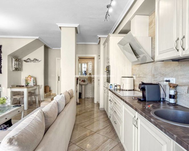 Image No.17-2 Bed Townhouse for sale