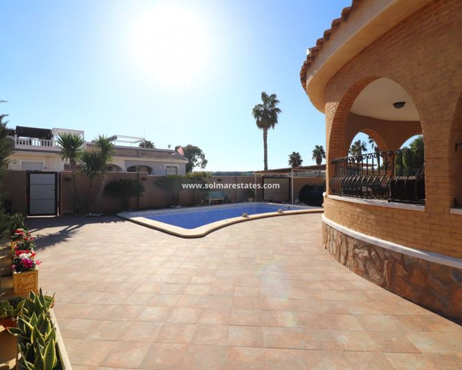 Image No.21-3 Bed Villa for sale