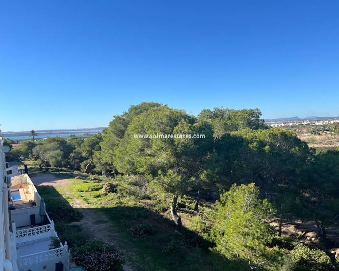 Image No.22-2 Bed Apartment for sale