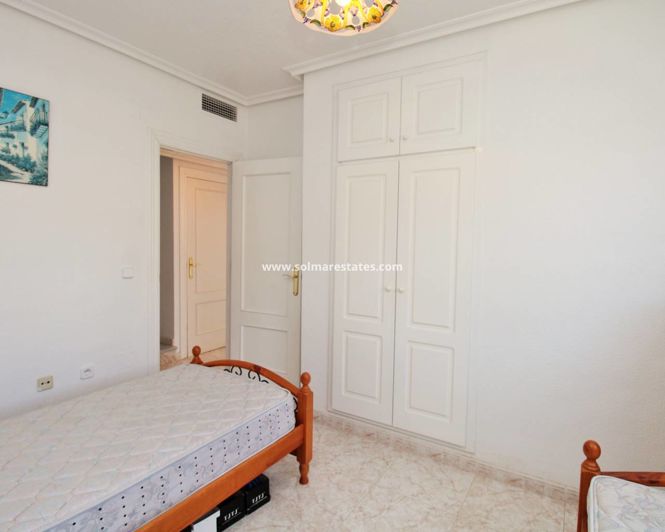 Image No.23-Quad de 3 chambres à vendre à Playa Flamenca