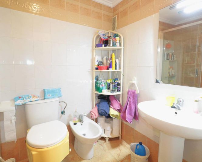 Image No.22-2 Bed Bungalow for sale