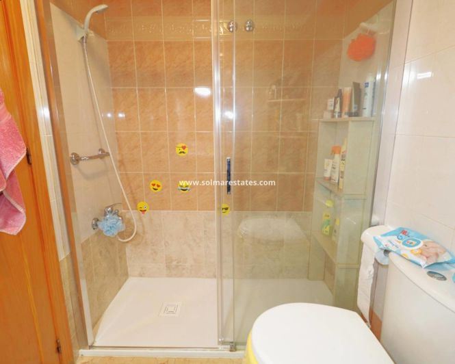 Image No.23-2 Bed Bungalow for sale