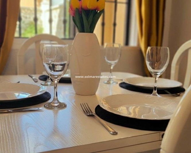 Image No.8-2 Bed Apartment for sale