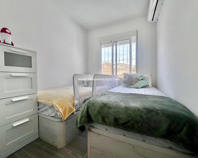 Image No.14-5 Bed Villa for sale