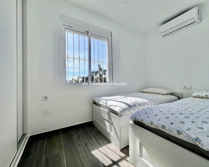 Image No.16-5 Bed Villa for sale