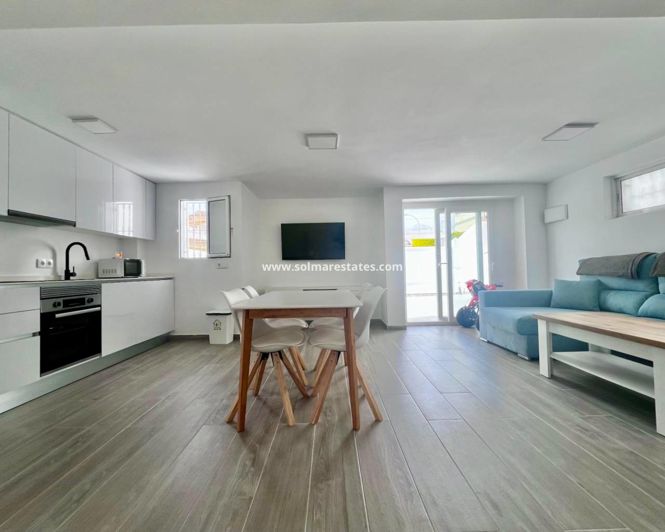 Image No.26-5 Bed Villa for sale