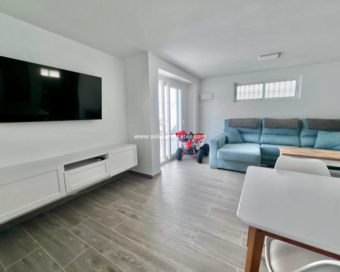 Image No.27-5 Bed Villa for sale