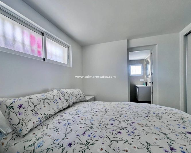 Image No.33-5 Bed Villa for sale