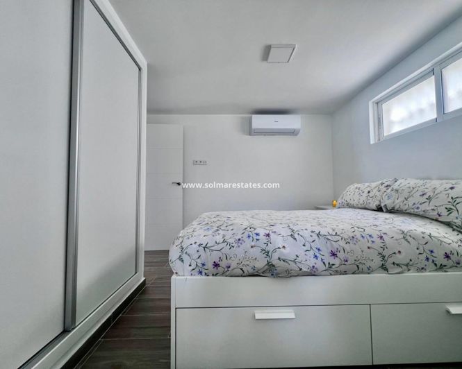 Image No.34-5 Bed Villa for sale