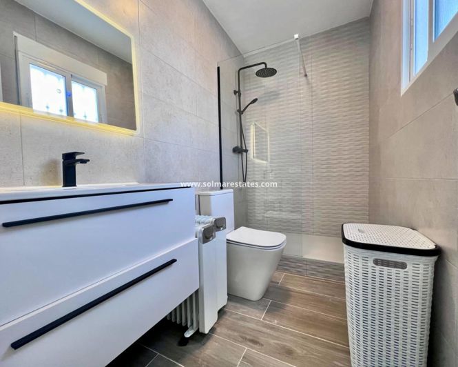 Image No.35-5 Bed Villa for sale