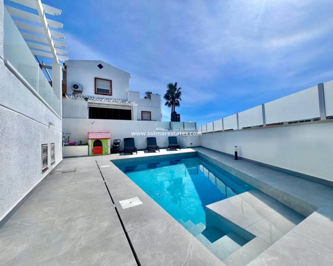 Image No.47-5 Bed Villa for sale