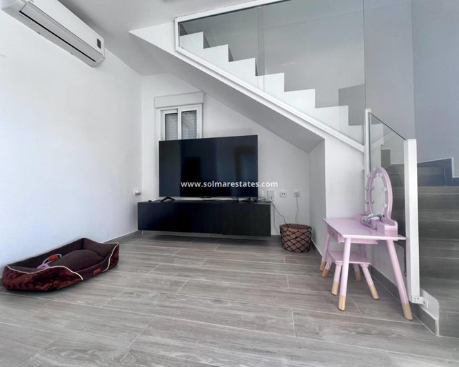 Image No.6-5 Bed Villa for sale