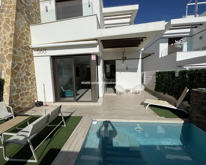 Image No.3-2 Bed House for sale