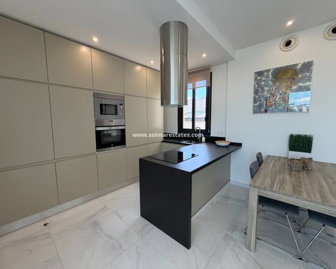 Image No.10-3 Bed Villa for sale