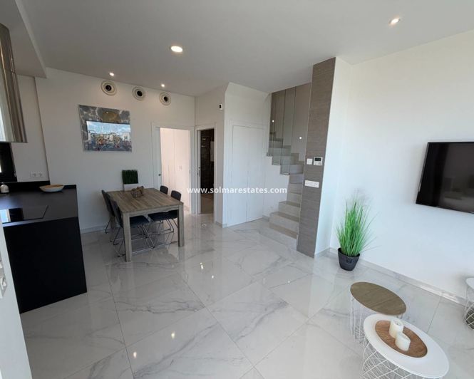 Image No.8-3 Bed Villa for sale