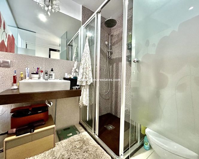 Image No.25-2 Bed Apartment for sale