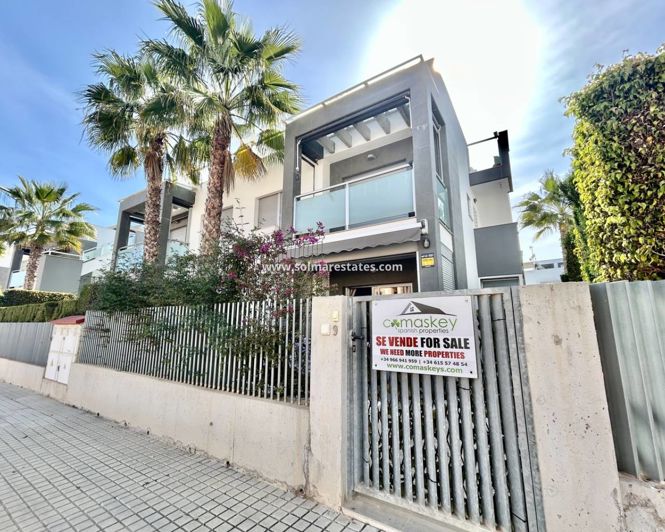 Image No.40-2 Bed Apartment for sale