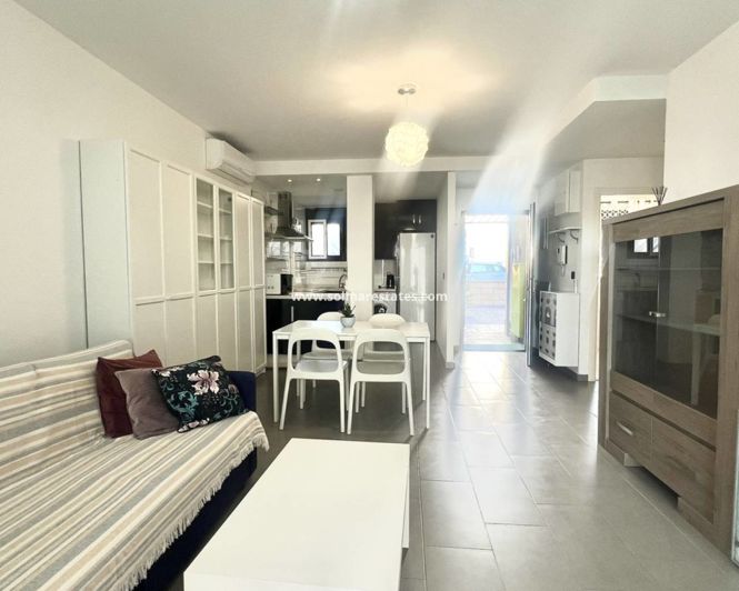Image No.20-Appartement de 2 chambres à vendre à La Zenia