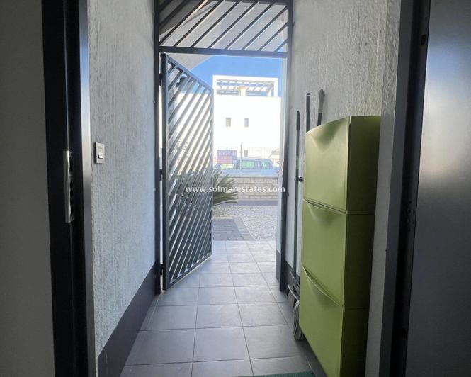 Image No.21-Appartement de 2 chambres à vendre à La Zenia