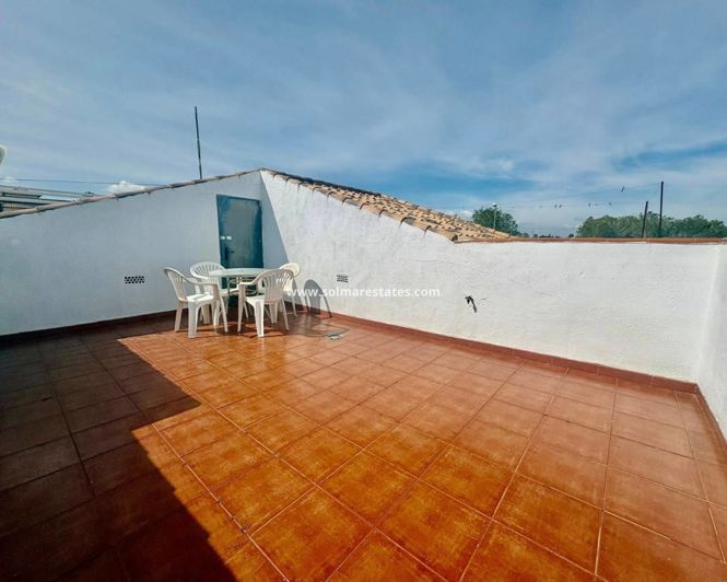 Image No.9-2 Bed Bungalow for sale