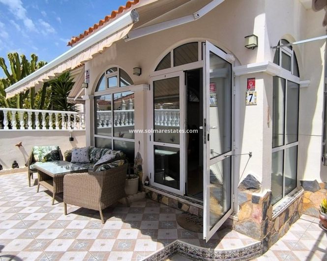 Image No.2-3 Bed Villa for sale