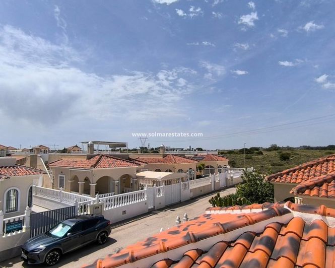 Image No.27-3 Bed Villa for sale