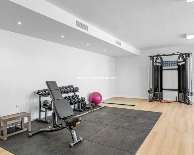 Image No.39-3 Bed Apartment for sale