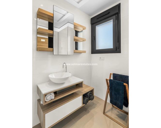 Image No.14-3 Bed Villa for sale