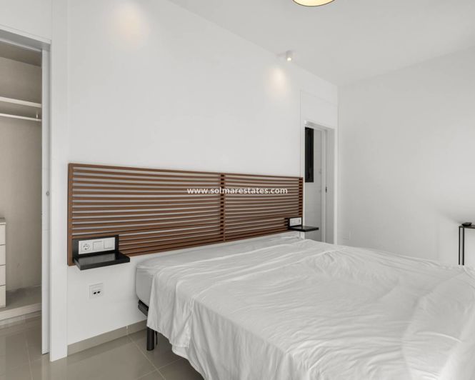 Image No.15-3 Bed Villa for sale