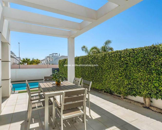 Image No.28-3 Bed Villa for sale