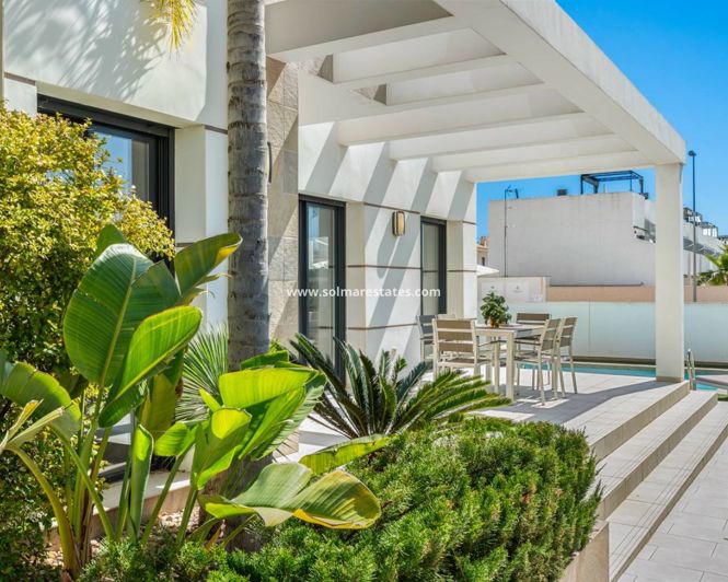 Image No.31-3 Bed Villa for sale