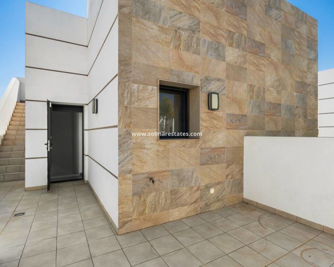 Image No.36-3 Bed Villa for sale