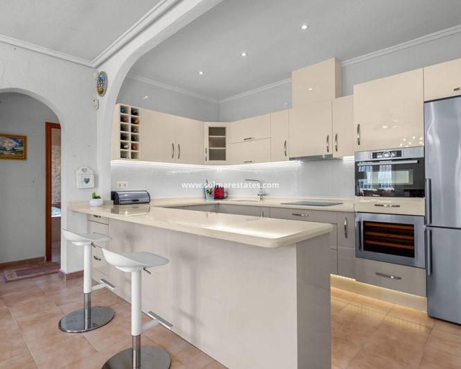 Image No.8-2 Bed Villa for sale