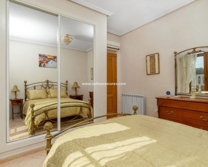 Image No.26-2 Bed Villa for sale