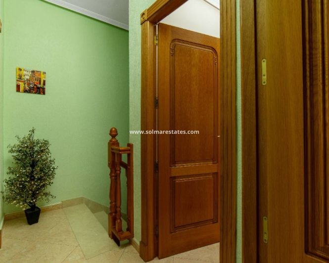 Image No.37-2 Bed Villa for sale